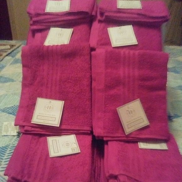 Hand and wash towels (raspberry color)& - Picture 5 of 8